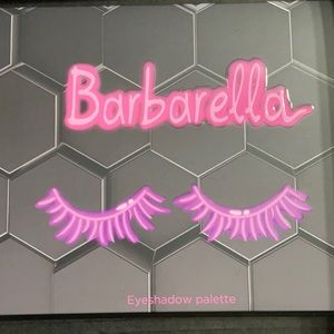 Beebeauty Barbarella Eyeshadow Pallette